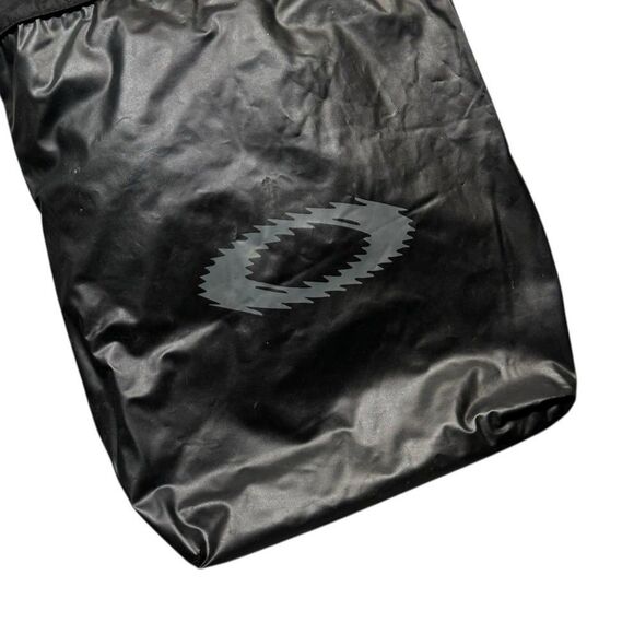 Vintage Y2K Oakley Tactical Waterproof Packable Bag/Mat Gorpcore - Picture 2 of 4